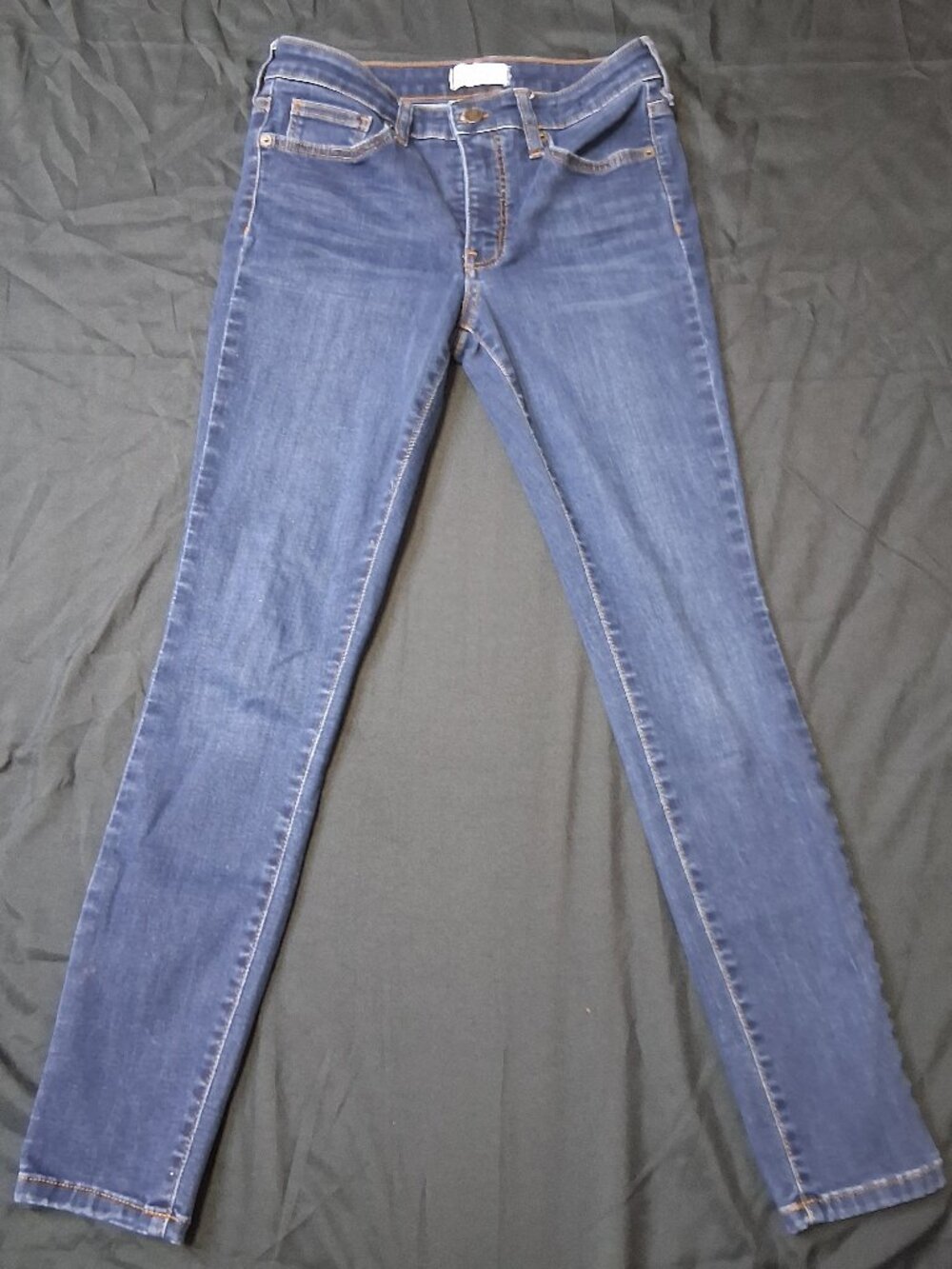 Crown & Ivy Mid Rise Skinny Jeans Size 4S Short Blue Denim